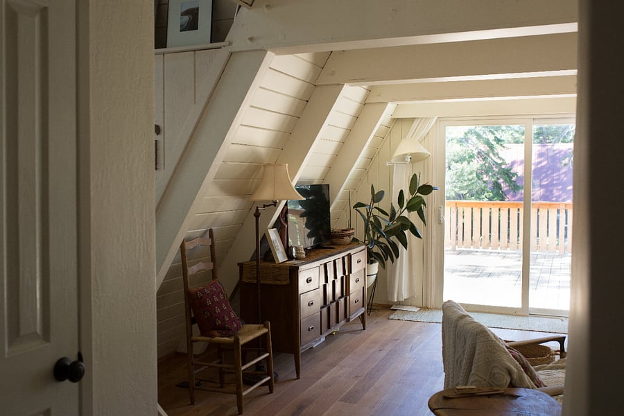 Lots of wooden details throughout the interior
