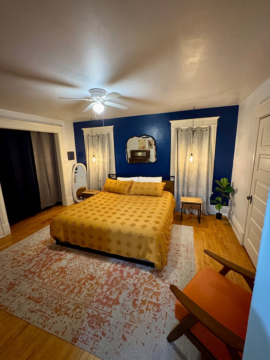King-Sized Bedroom