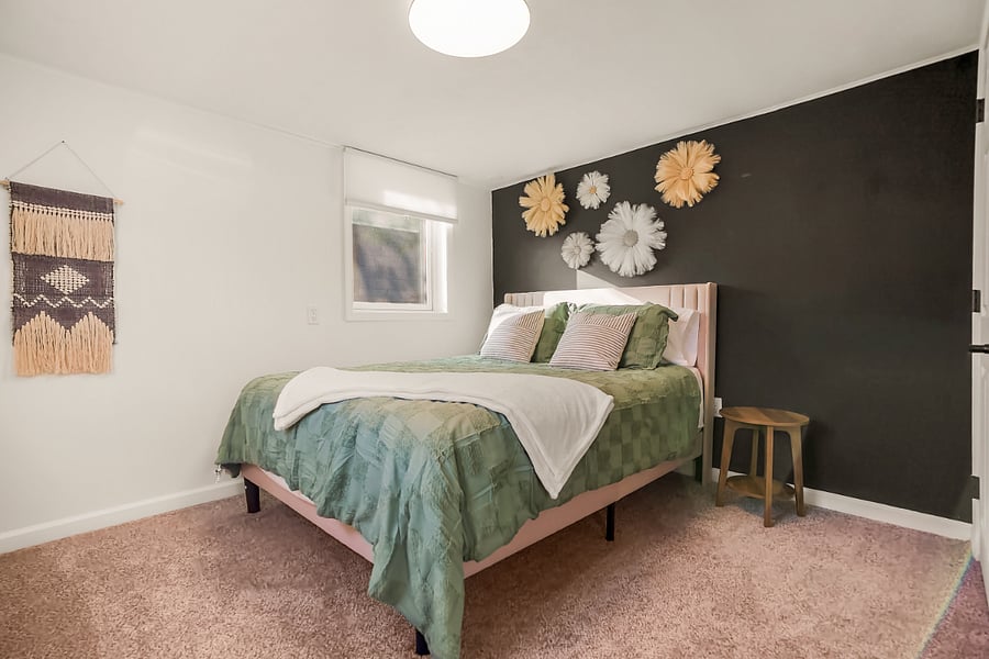 Queen bed