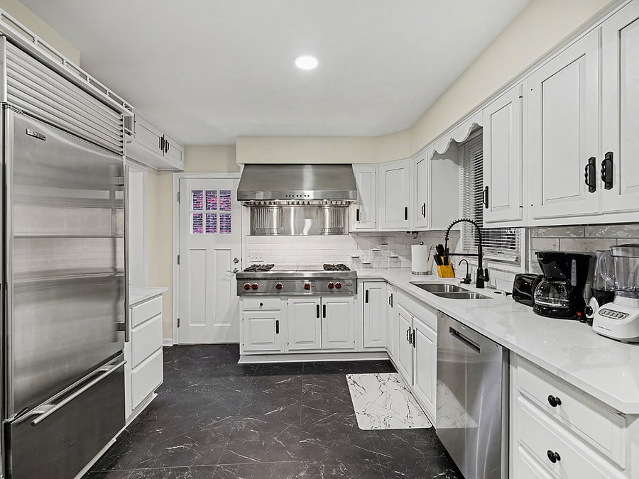 Furnished Finder property 954169_5 photo 9