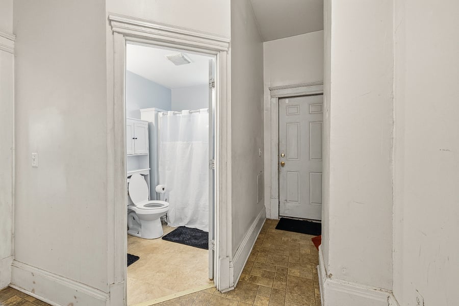 Furnished Finder property 954307_2 photo 9