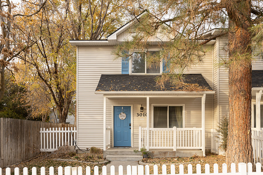 Fenced front yard