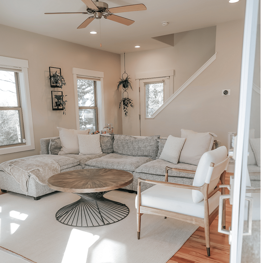 enter to main living area
