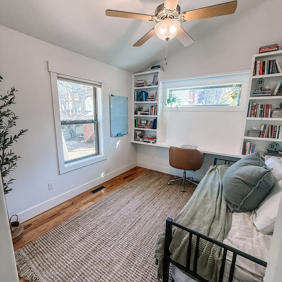 flex bedroom/office includes twin bed. optional king bedroom upon request.