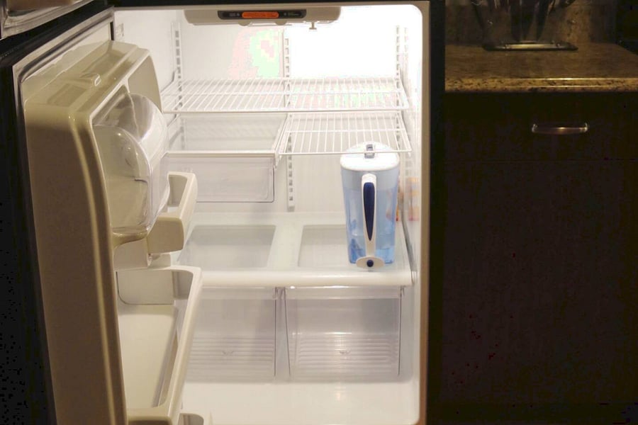 The full size fridge is ready and waiting, with Filtered Water & Ice ;)