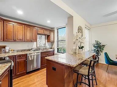 Furnished Finder property 954454_1 photo 3