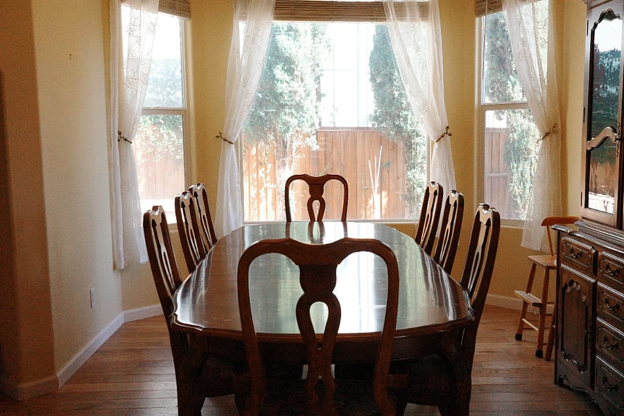 Dining Room Photo 1 of 2