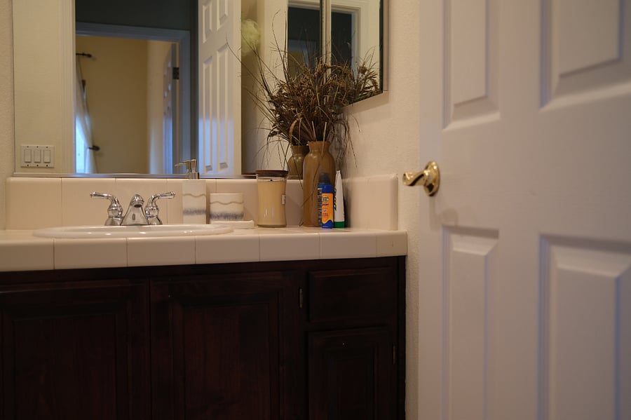 Bathroom Photo 1 of 4: Entrance
