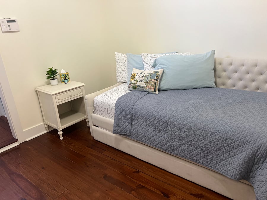Same day bed with trundle closed