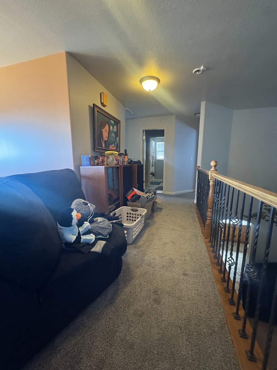 Balcony above the main room