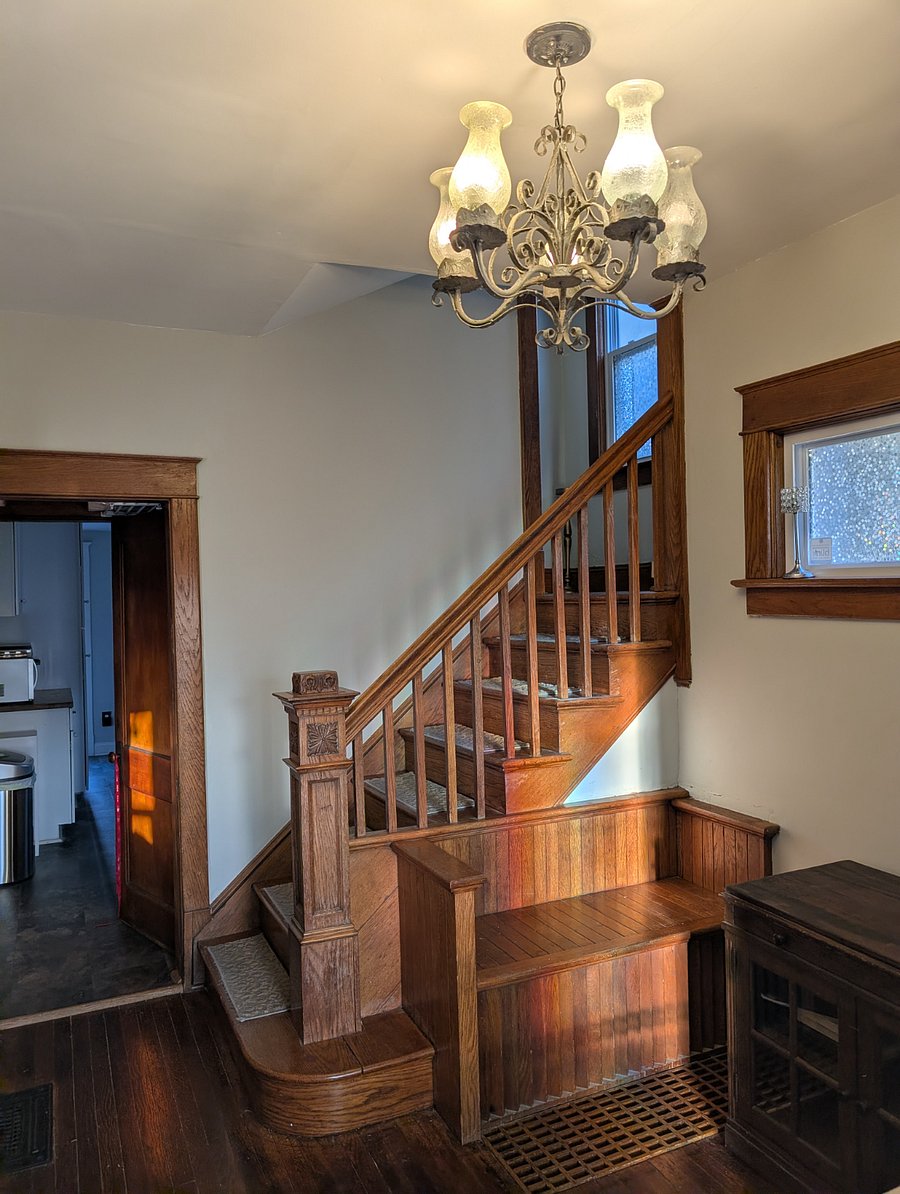 Front entryway