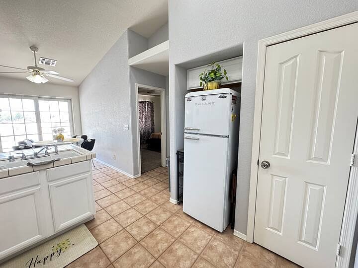 Furnished Finder property 954579_1 photo 11