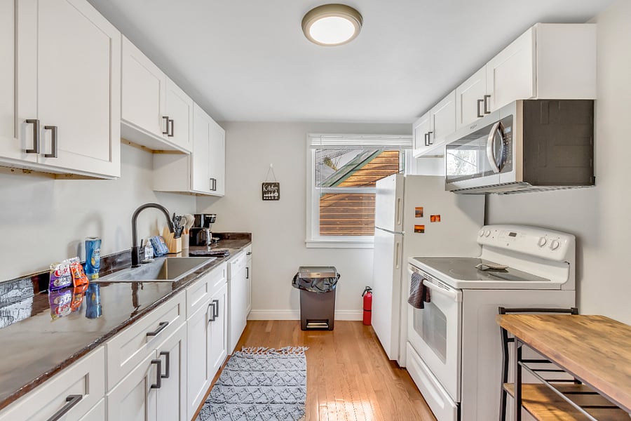 Tons of cabinets so you can store food out of sight!