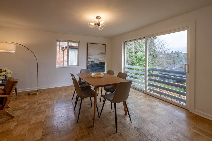 Upstairs dining area