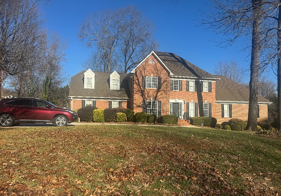 Whole house view. Apartment is all the way on the right side of the house.
