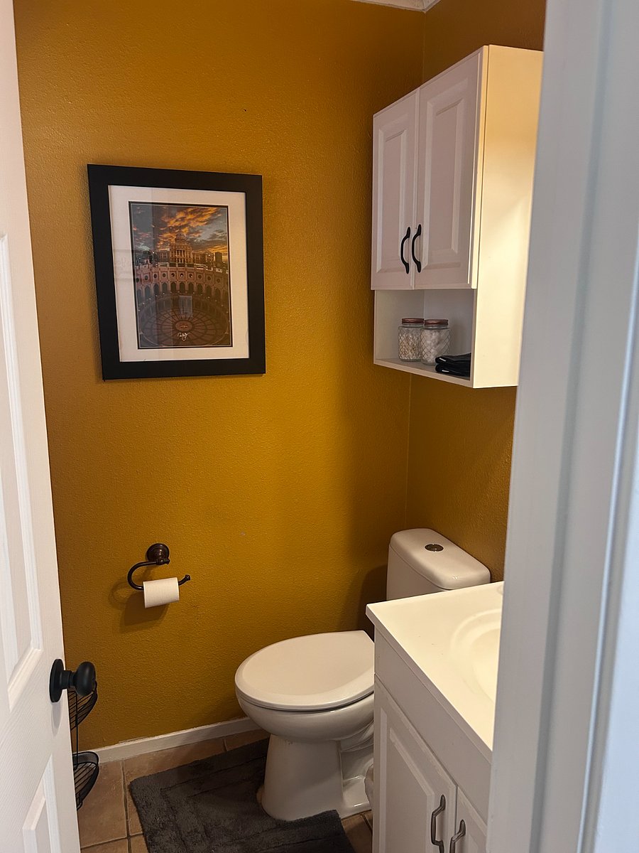 Master half-bath