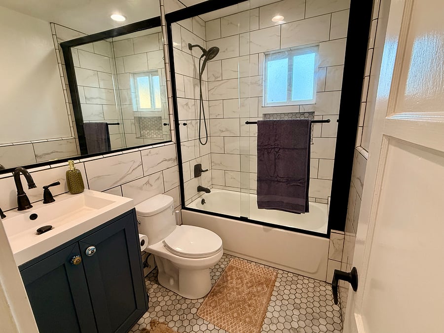 Full bathroom