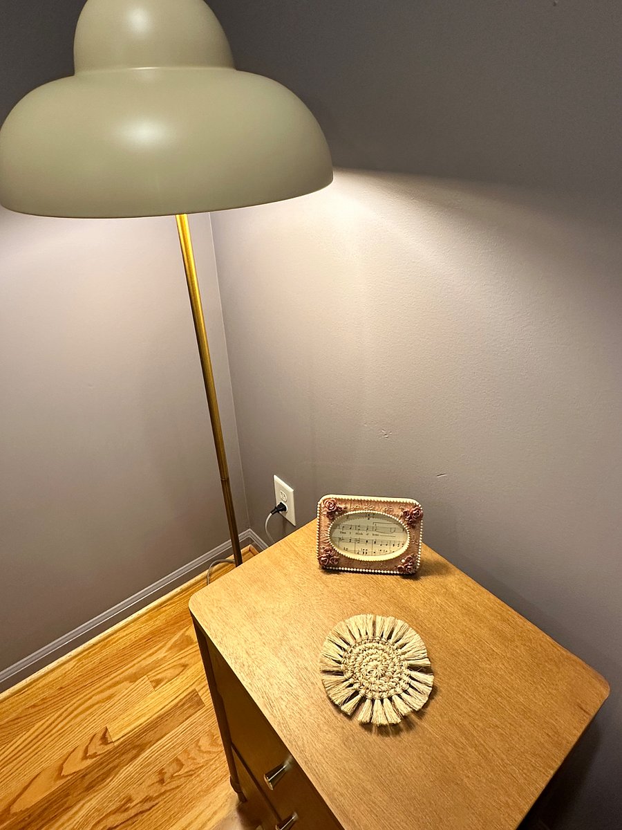 The Purple Room: located on the second floor, king bed, Same high amenities as the rest of the listing.