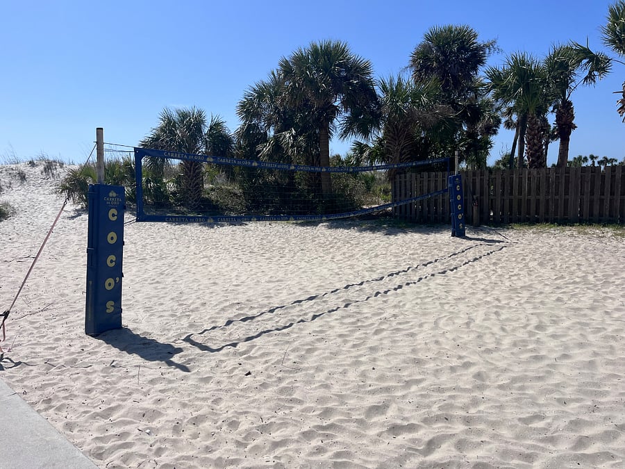Beach volleyball by Cocos 