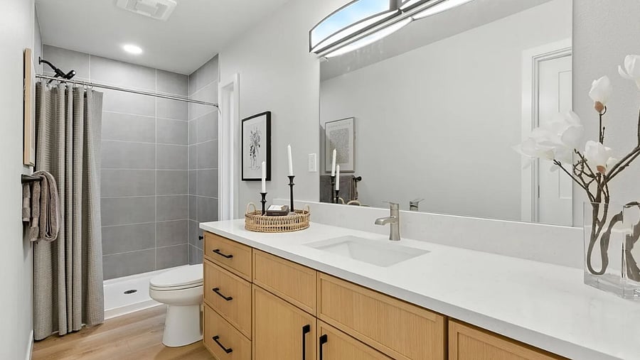 Master Bedroom Private Bath