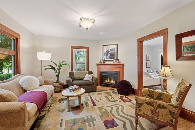 Gas fireplace and comfortable living room.