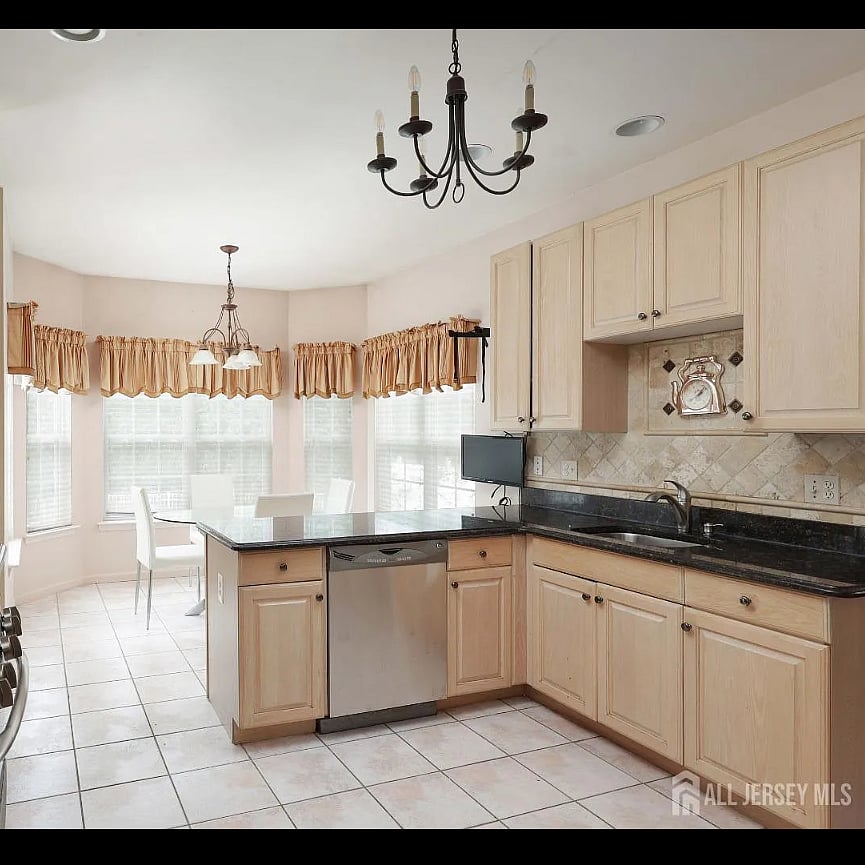Furnished Finder property 955385_1 photo 14