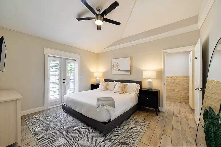Master bedroom with king bed and en-suite bathroom