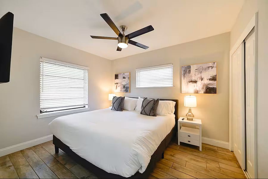 Second bedroom with king bed