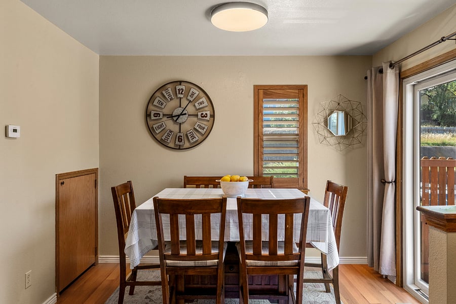 Recently exchanged in a chair height table for easier, and more comfortable use. The new table lives, and looks much better. Professional pictures coming as soon as current guest leaves. 