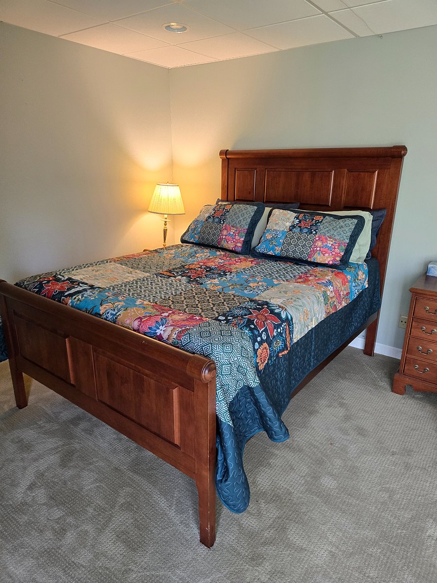 Large Bedroom