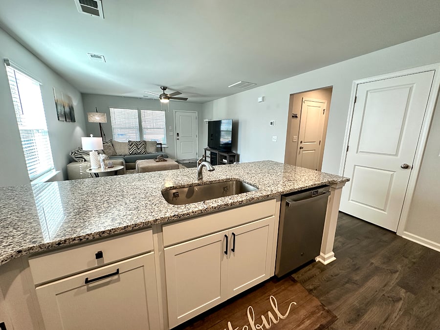 Furnished Finder property 955601_1 photo 10
