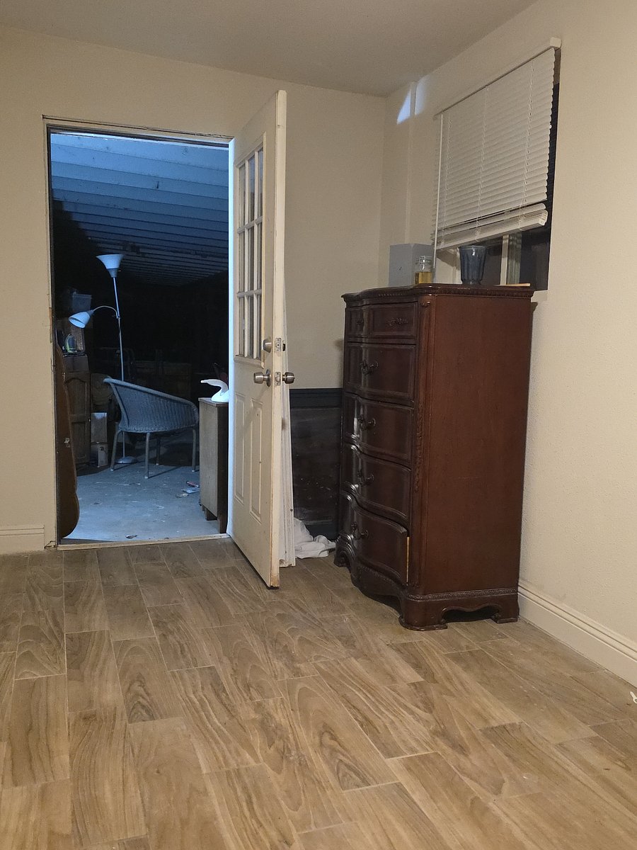 Back room, off big yard.
