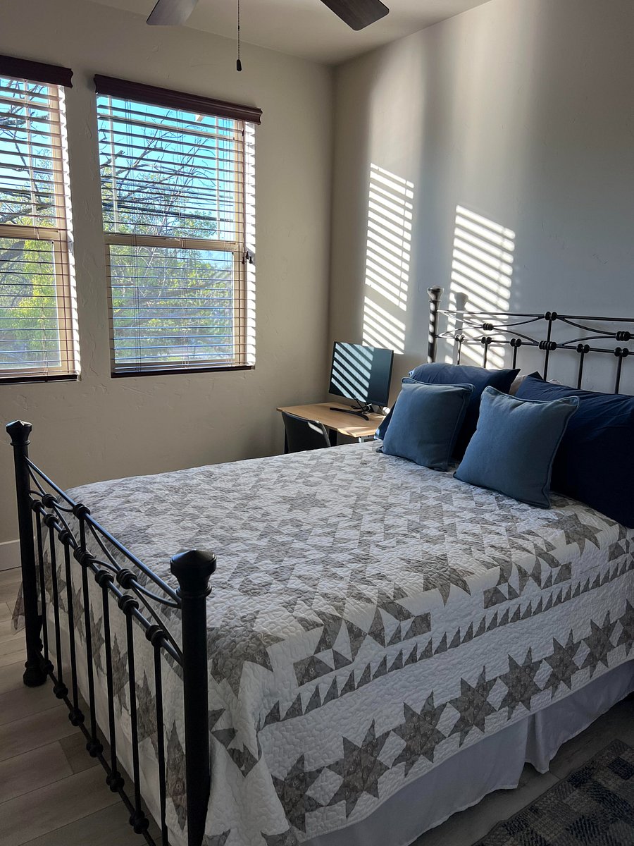 Double Bed