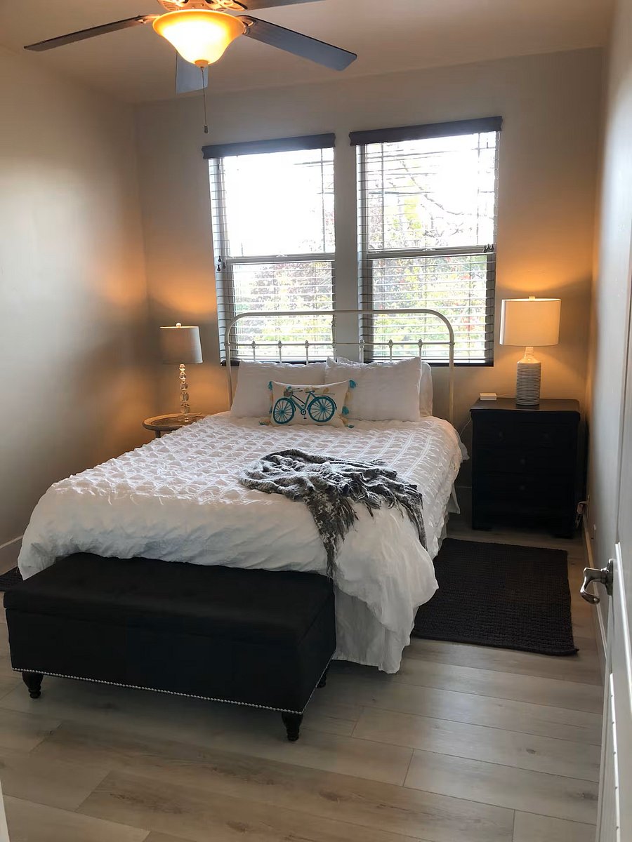 Queen Bed