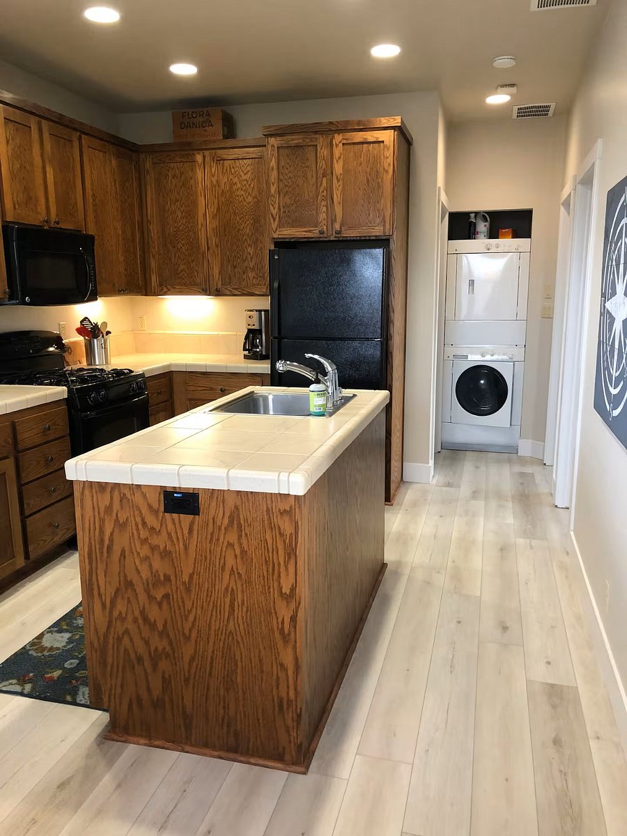 Full Size Kitchen