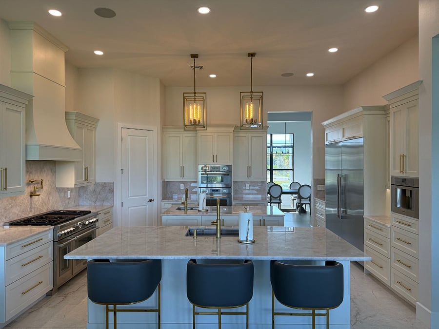 Fully equipped Thermador kitchen - ideal for real cooking, not just reheating