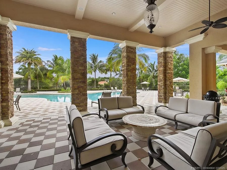 Furnished Finder property 955696_1 photo 12