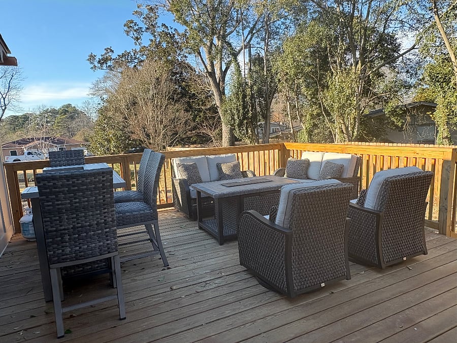 Outside deck with gas fireplace, and bar