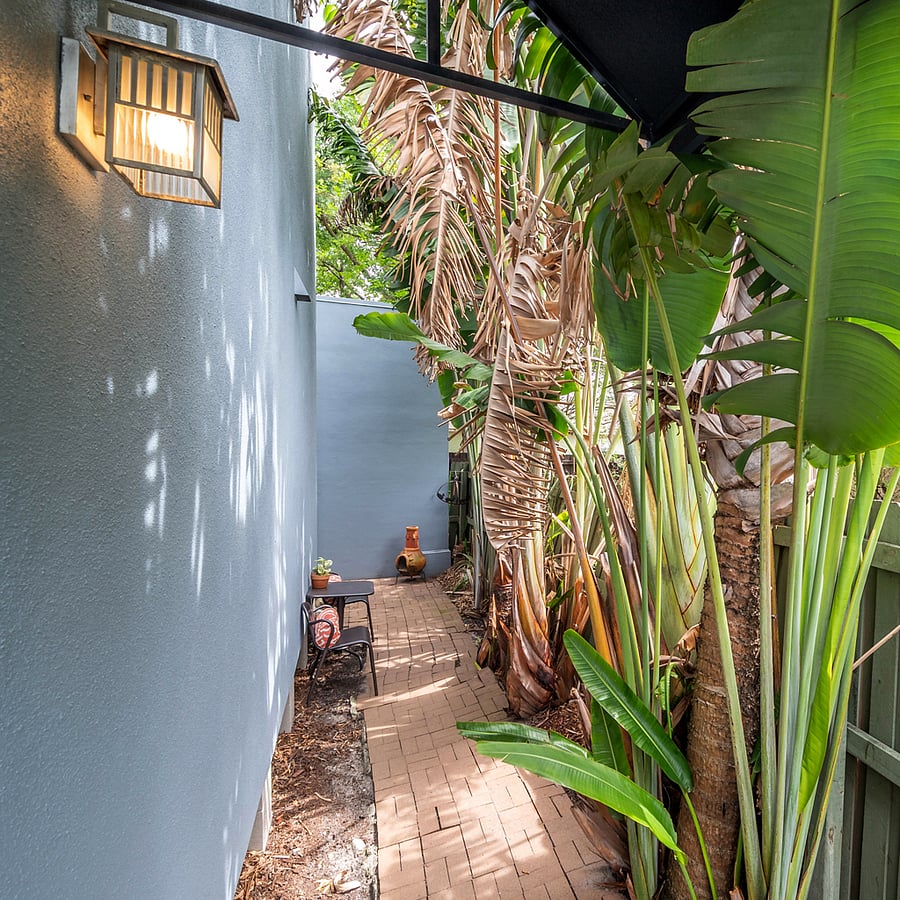 Walkway to garage studio apartment