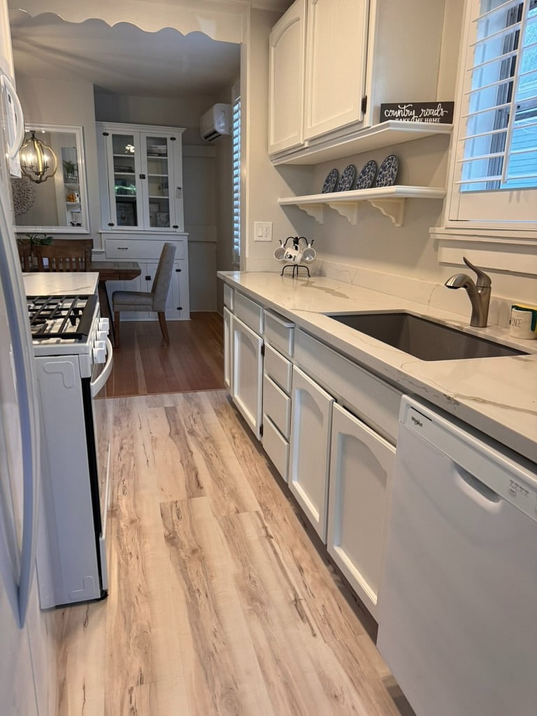 New gas range, dishwasher, and refrigerator with icemaker