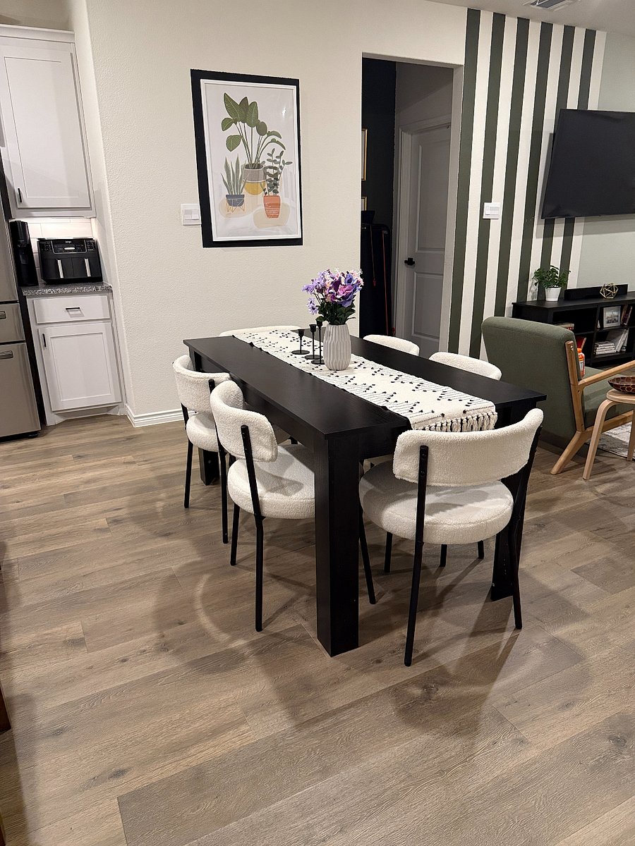 Dining table for 6