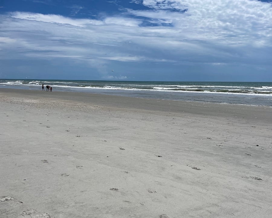 North Myrtle Beach is only 6 miles away.
