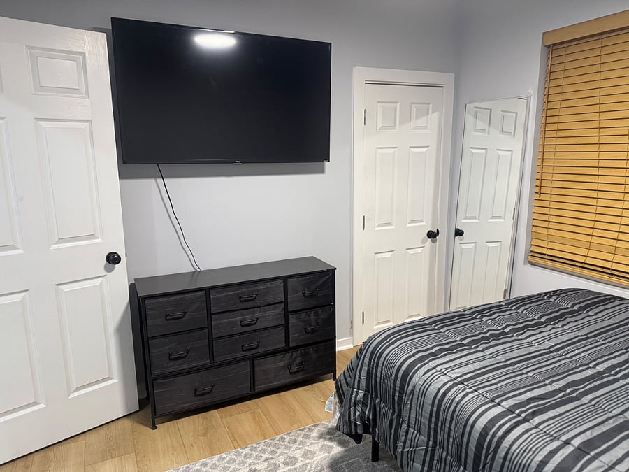 Downstairs Bedroom (2)