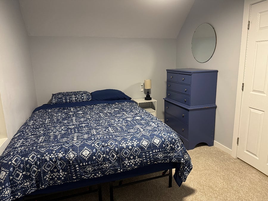 Upstairs Bedroom (2)