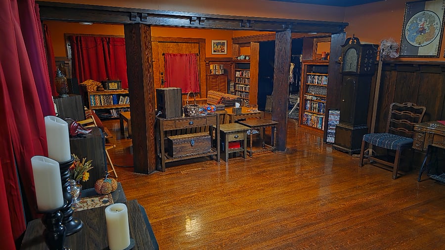 Studio / Dining Hall