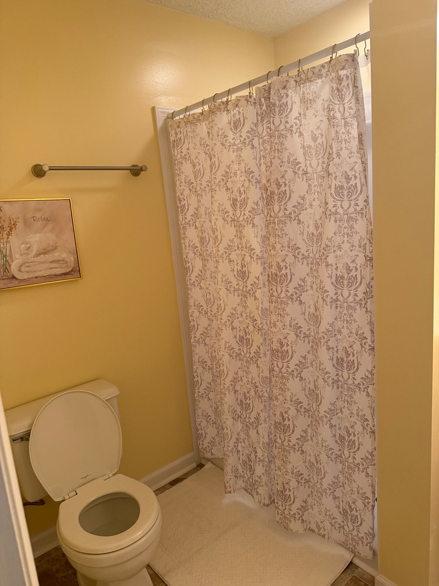 En-suite bathroom