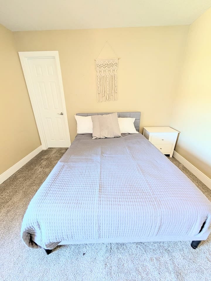 Furnished Finder property 955886_1 photo 12