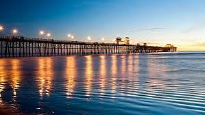 Oceanside Pier
Classic SoCal Living!