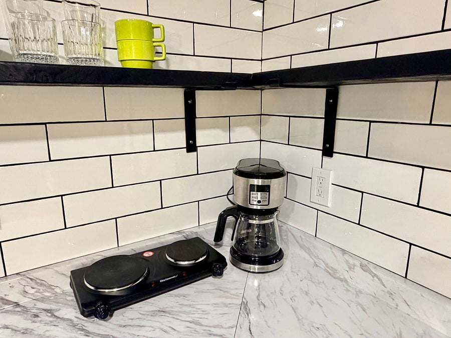 Kitchenette Amenities