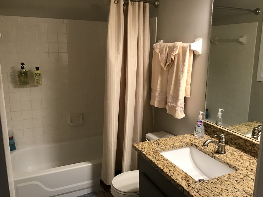 Master Ensuite bathroom.